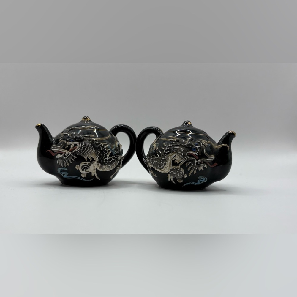 Dragonware Moriage Art Teapot Salt & Pepper Shaker Set Japan